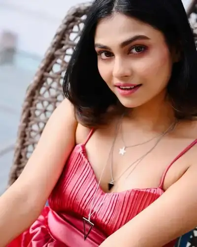 Escort Service Amarpur
